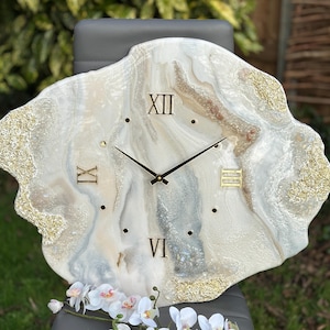 Large Geode-Shaped Epoxy Resin Clock with Gold Texture insertions and Natural Gemstone, Handmade clock, Resin art elegant clock