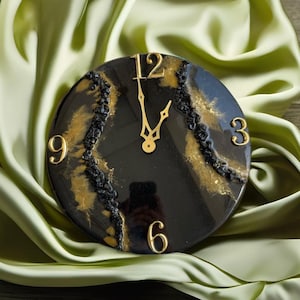 Resin Geode Wall Clock – Black & Gold Modern Home Decor | Handmade Epoxy Clock Gift - Housewarming Gift for Living Room
