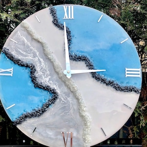 Wall clock "Ice Current" - 40cm Made of epoxy resin
