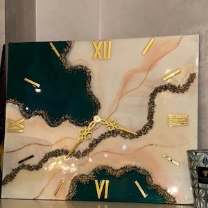 Resin wall clock - geode